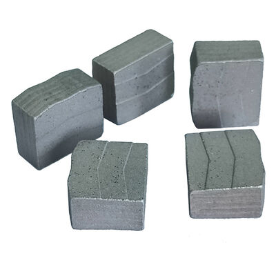 Segments de diamants de coupe de granit personnalisés pour une lame de scie de 2000 mm